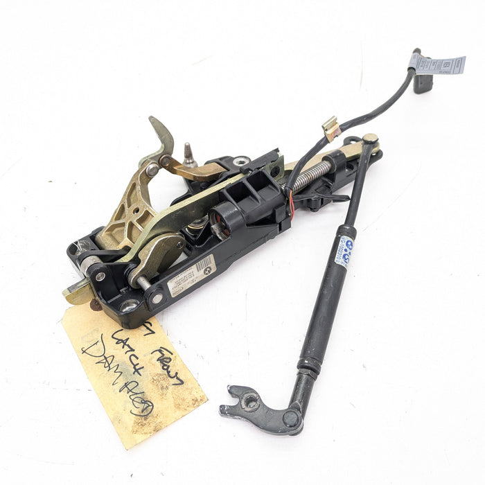 BMW E46 330ci 325ci 323ci M3 Convertible Left Convertible Roof Soft Top Lock Latch  7031361 / 8229824 *Damaged*