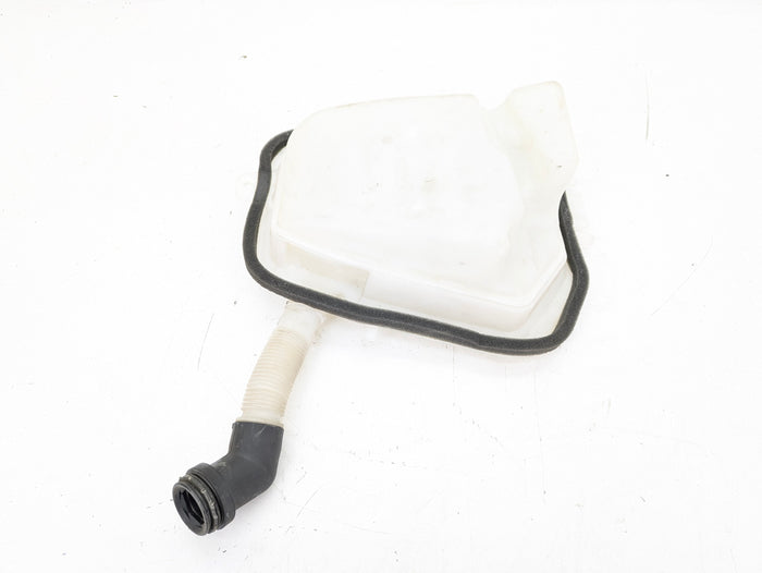 BMW E46 3 Series Touring/Wagon Rear Window Washer Fluid Reservoir 2 8374557/8362154