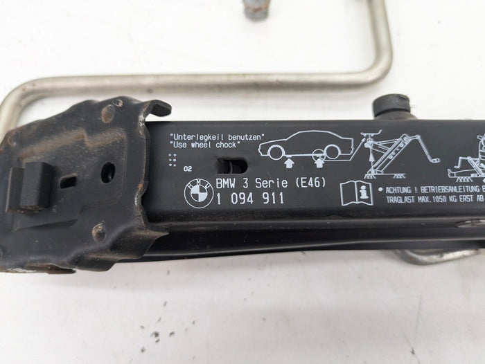 BMW E46 3 Series Wagon/Touring Emergency Spare Tire Jack Tool Kit 8232581