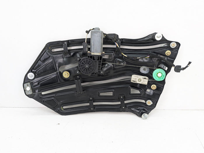 BMW E46 M3 330ci 325ci 323ci Convertible Right/Passenger Side Rear Window Regulator/Motor 8215274