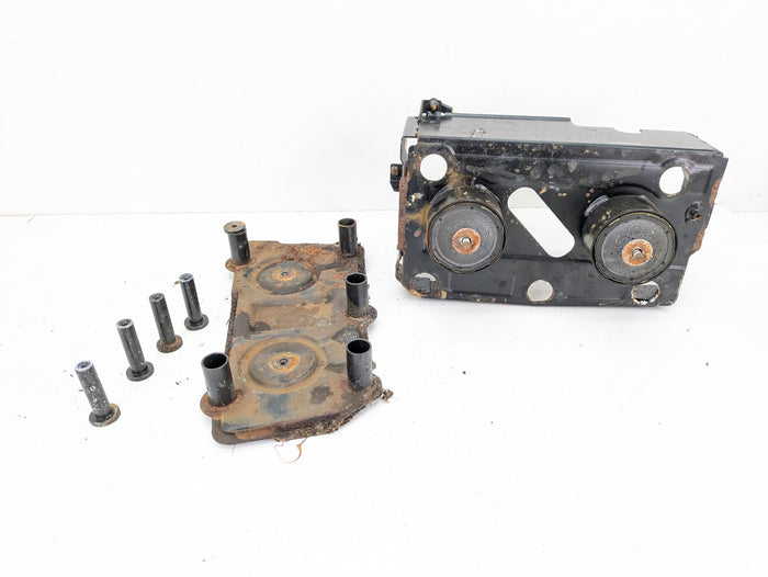 BMW E46 M3 330ci 325ci 323ci Convertible Battery Holder Vibration Damper Absorber Tray 8236253