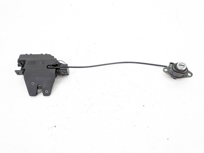 BMW E46 M3 330ci 325ci 323ci Convertible Trunk Lid Lock Actuator & Key Lock 8196401