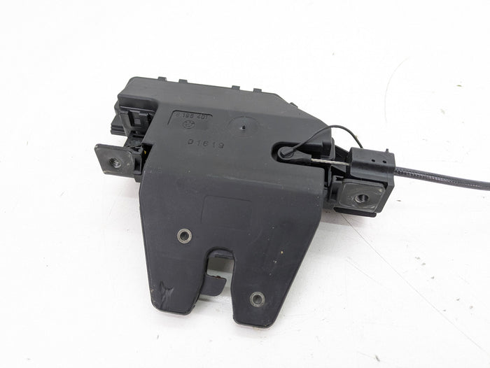 BMW E46 M3 330ci 325ci 323ci Convertible Trunk Lid Lock Actuator & Key Lock 8196401