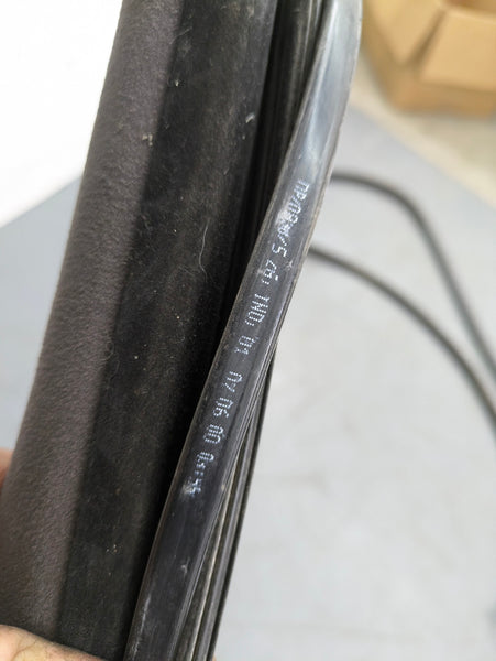 BMW E46 M3 325ci 330ci Convertible Door Windshield Top Seal 51718233415