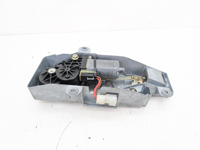 BMW E46 M3 330ci 323ci 325ci Convertible Folding Top Compartment Tonneau Cover Lid Lock Motor 8248308