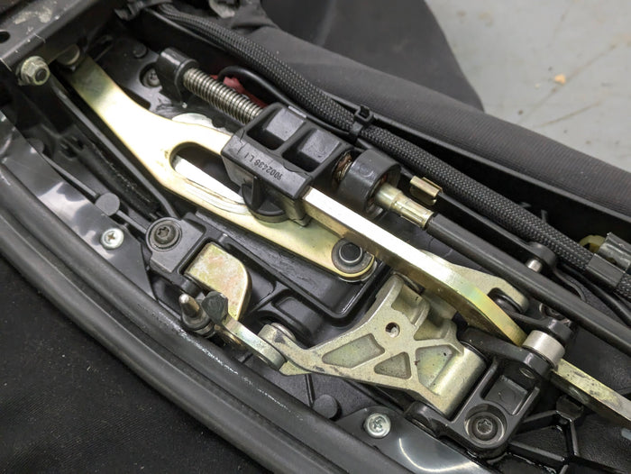 BMW E46 M3 330ci 325ci 323ci Convertible Black Fabric Folding Roof Soft Top 54347146359 *Damaged*