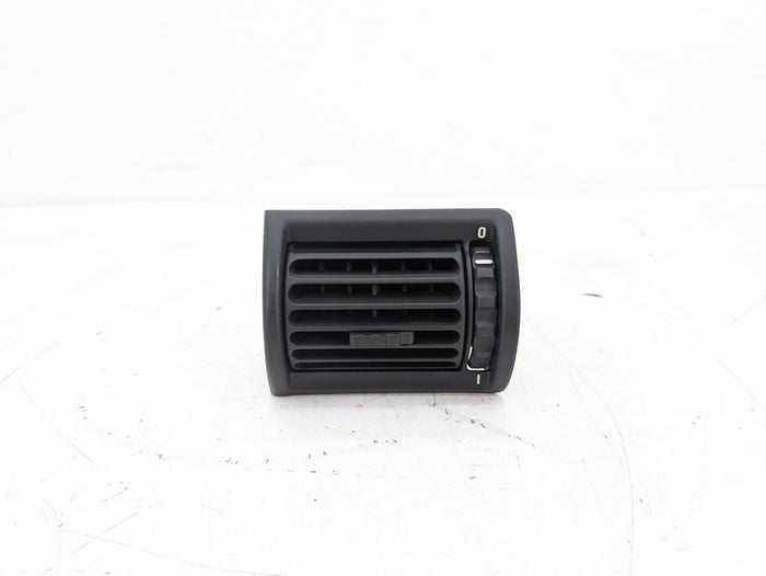 BMW Z3 Passenger/Right Side Dashboard Air Vent 8397716