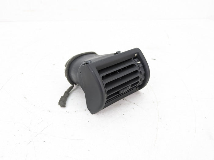 BMW Z3 Passenger/Right Side Dashboard Air Vent 8397716