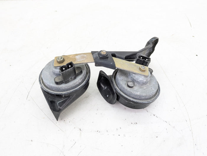 BMW Z3 M Roadster/M Coupe High & Low Pitch Horns Pair 2693382/2693381