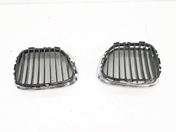 BMW Z3 M Roadster/M Coupe Hood Left/Right Chrome Grille Set 8412949/8412950 *DAMAGED*
