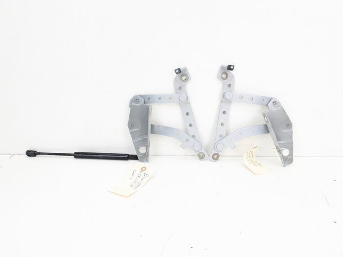 BMW Z3 M Roadster/M Coupe Left/Right Hood Hinges 41618398665/41618398666/51238397401