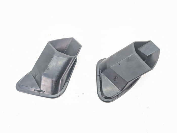 BMW Z3 M Dash Air Vent Defroster Duct Set Left Right  R104W006/R104W005 *Damaged*