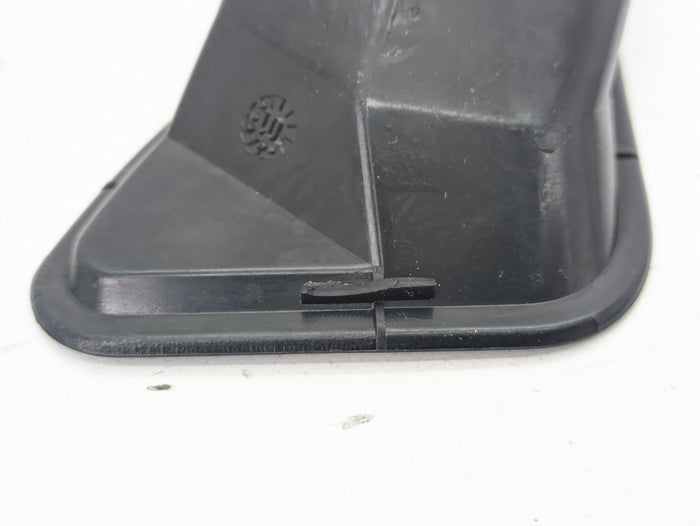 BMW Z3 M Dash Air Vent Defroster Duct Set Left Right  R104W006/R104W005 *Damaged*