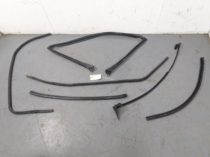 BMW Z3 M 3.0 2.8 2.5 Roadster Window & Windshield Rubber Weather Seal Set 8397619