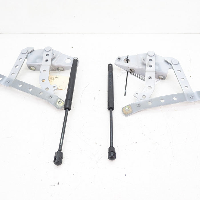 BMW Z3 M Roadster/M Coupe Left/Right Hood Hinges 41618398665/41618398666/51238397401