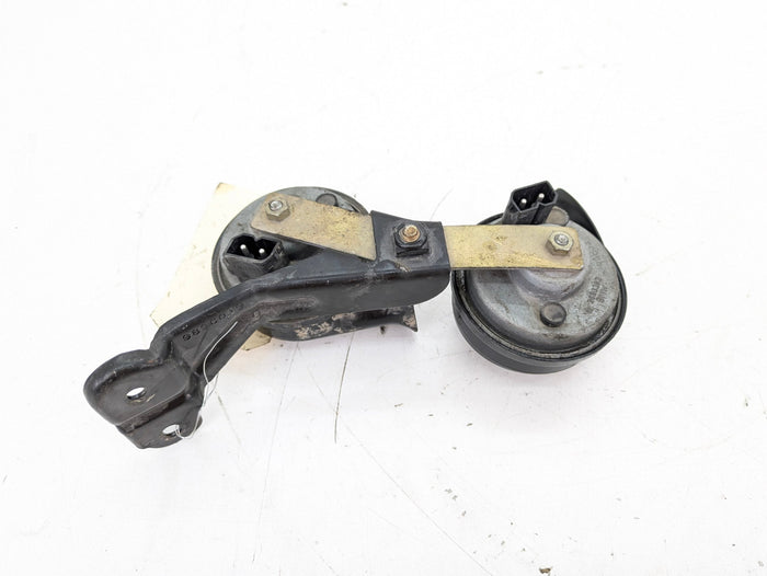 BMW Z3 M Roadster/M Coupe High & Low Pitch Horns Pair 2693381/2693382