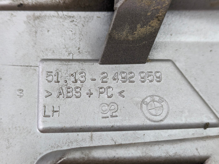 BMW Z3 M Roadster/M Coupe Left/Right Side Hood/Fender Vent/Grille Titan Silver (354) 2492959/2492960