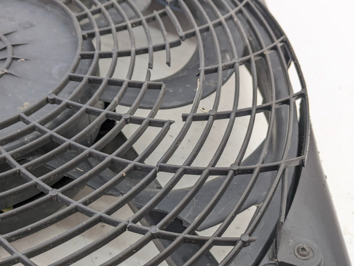 BMW Z3 M Roadster/M Coupe Auxiliary Electric Pusher Cooling Fan 8397474 *DAMAGED*