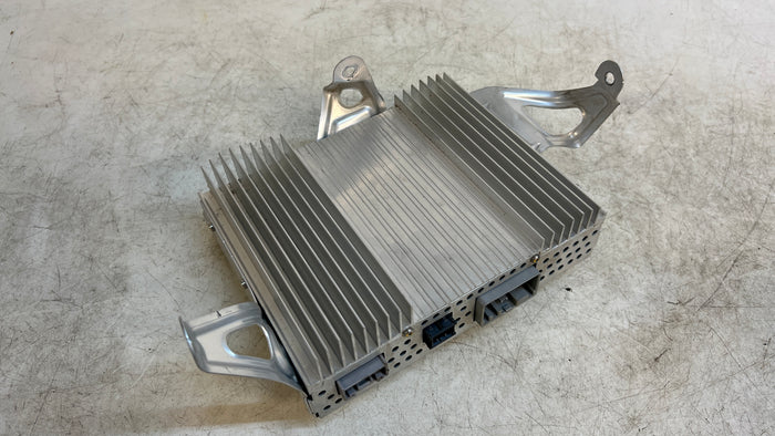 TESLA MODEL 3 AMPLIFIER 1079748-00-F