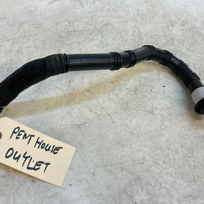 TESLA MODEL 3 PENTHOUSE OUTLET COOLANT HOSE 1095766-00-F