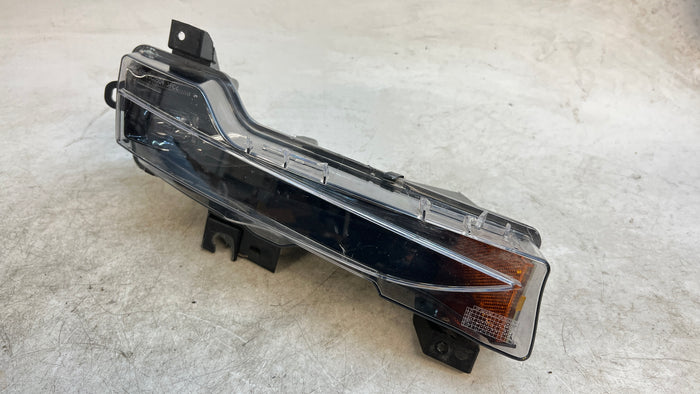 TESLA MODEL 3 FRONT RIGHT FOG LIGHT 1077392-00-F