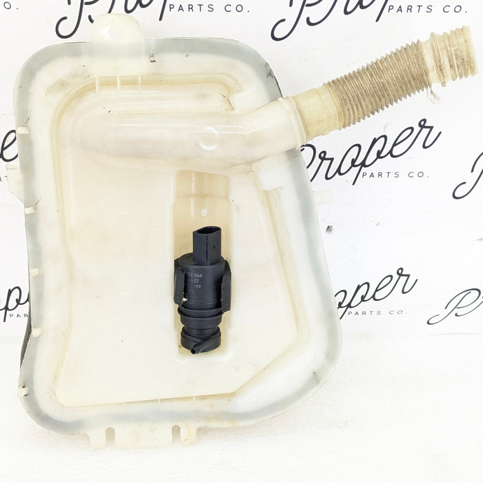 BMW E46 330i 325i 323i Wagon Rear Hatch Windshield Washer Cleaning Container Reservoir & Pump 8374557/8362154