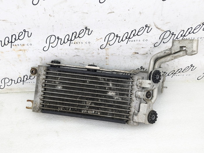 BMW E90 E91 E92 E93 335xi Passenger Right Oil Cooler 7521376