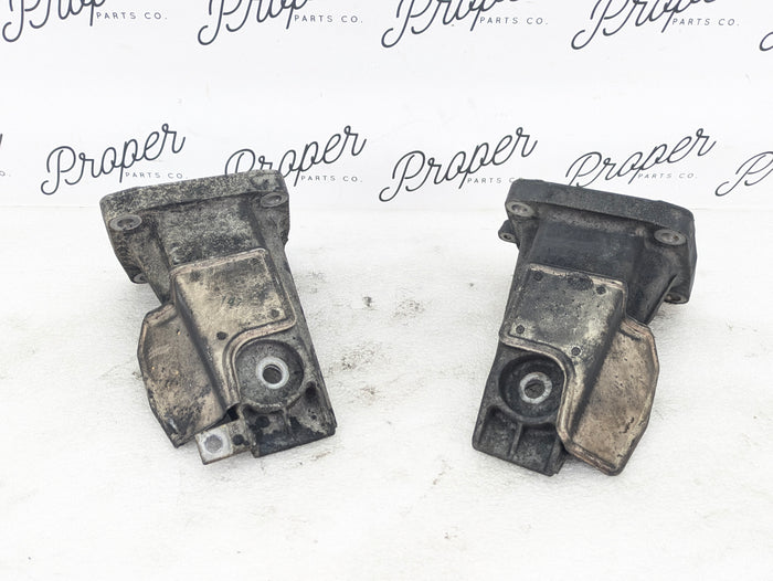 BMW E60 E61 M5 E63 E64 M6 S85 Engine Mount Bracket Set 2282633/2282629