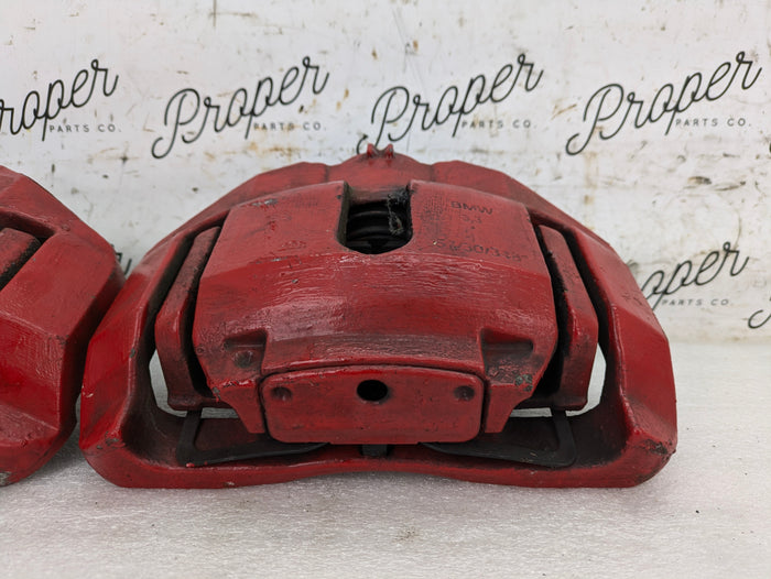 BMW E92 E93 E90 335xi 335i Front Brake Calipers 34116773201/34116773202