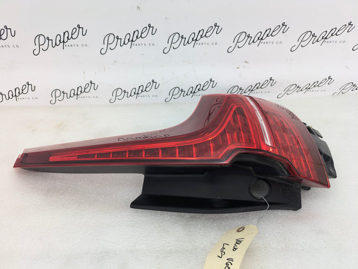 2021 Volvo V60 T6 R-Design Rear Right/Passenger Side Outer Tail Light 32291361