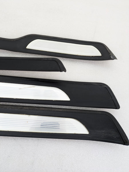 BMW E90 E91 335i 335xi 328xi Sedan Wagon M Sport Door Sill Set 7907151/907159 *DAMAGED*
