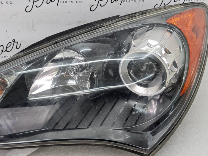 Hyundai BK1 Genesis Coupe Left/Driver Side Xenon Headlight 92101-2M0 *DAMAGED*
