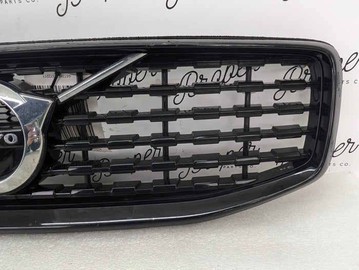2021 Volvo V60 T6 R-Design Front Bumper Black Upper Grille 32132220