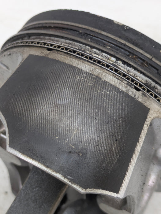 Chevrolet C7 Corvette Stingray Z51 LT1 Gen V Engine Right Side Piston & Connecting Rod #3 12654243 *NOTE*