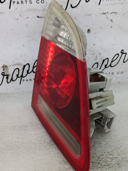 BMW E61 530xi 550i 545i 525xi Wagon Left Trunk Lid Inner Tail Light 6925893