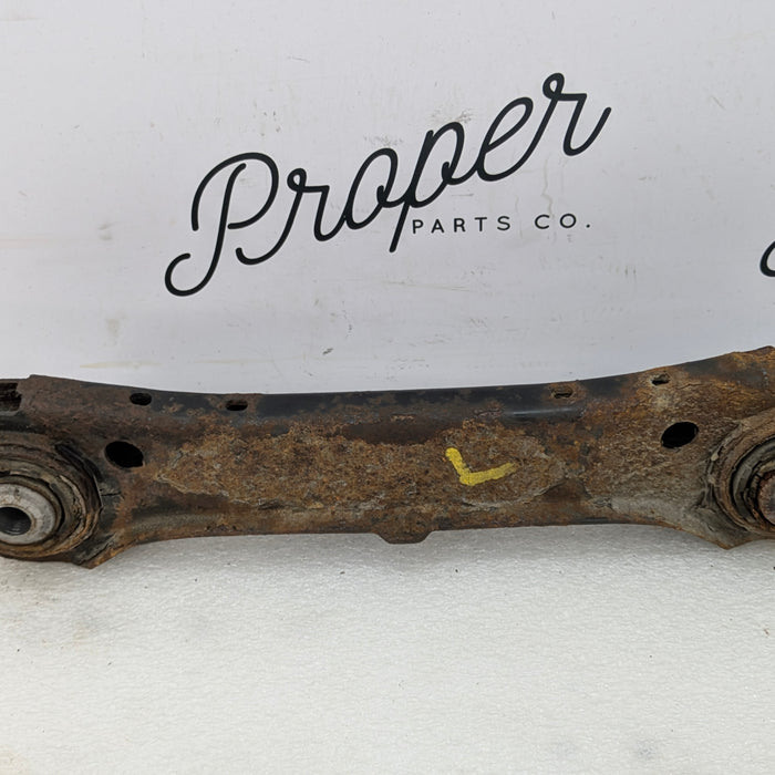 BMW E90 E91 E92 E93 335xi 330xi 328xi 325xi 323i Rear Left/Right Side Upper Control Arm 6782237 *DAMAGED*