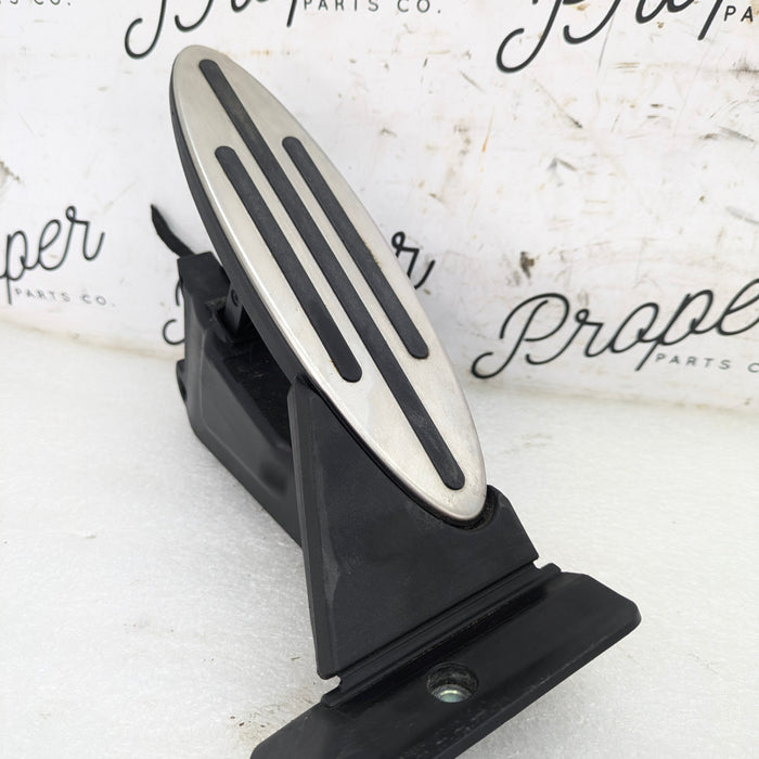 MINI R60 Countryman S Manual Transmission Accelerator/Gas/Throttle Pedal 35426853179