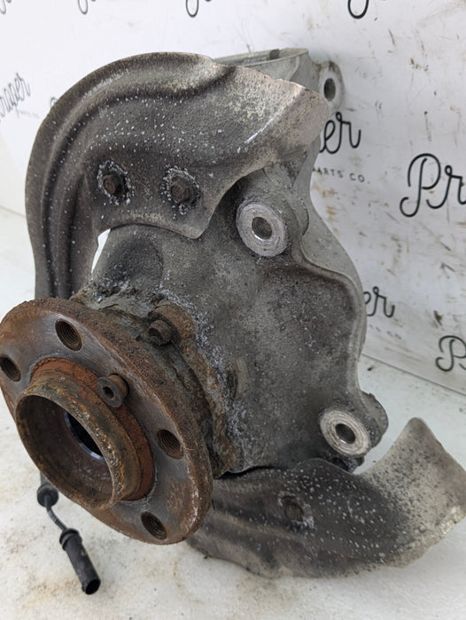 BMW F22 F23 228xi M235xi M240xi 230xi AWD Left/Driver Side Front Knuckle 6853819