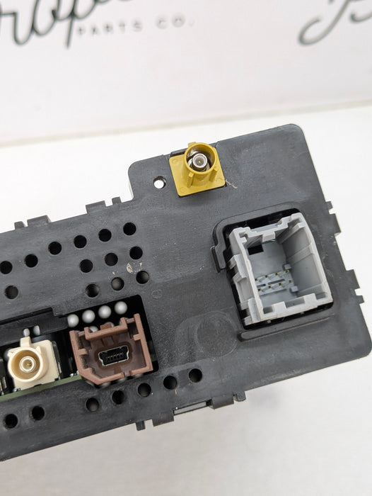 Chevrolet C7 Corvette Stingray Radio Navigation Receiver Control Module Unit 84102334 *NOTE*