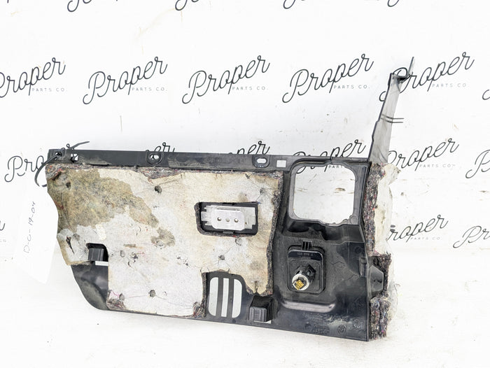 BMW E60 E61 FOOTWELL DASH TRIM RIGHT 51457156236 / 7156230