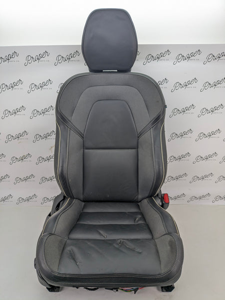 2021 Volvo V60 T6 R-Design Front Right/Passenger Side Black Leather Heated Seat *DAMAGED*
