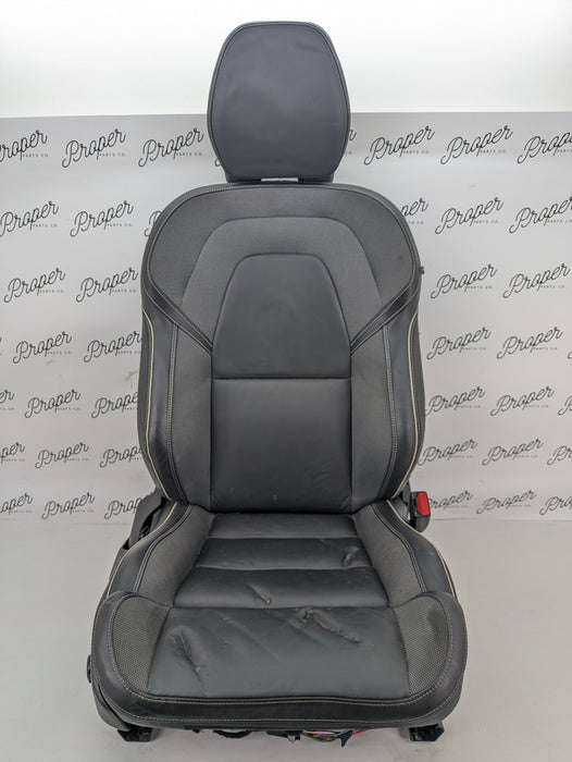 2021 Volvo V60 T6 R-Design Front Right/Passenger Side Black Leather Heated Seat *DAMAGED*