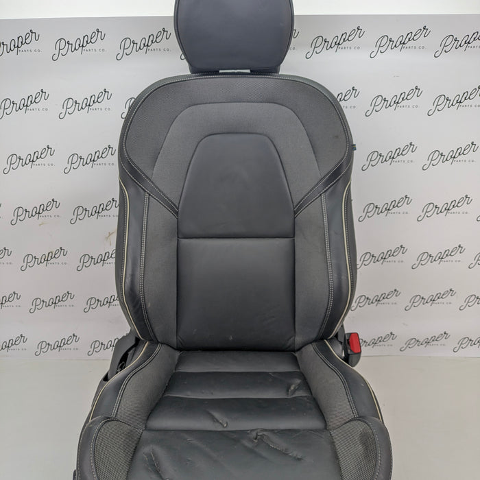 2021 Volvo V60 T6 R-Design Front Right/Passenger Side Black Leather Heated Seat *DAMAGED*