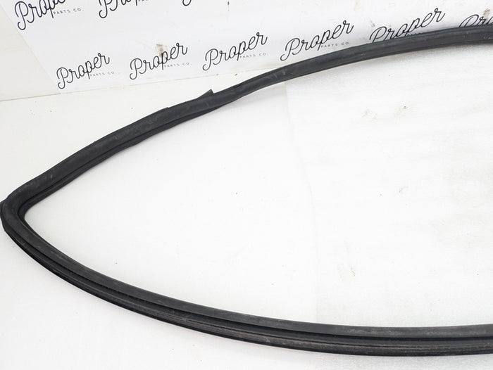 BMW F22 228xi M235xi 230xi M240xi F87 M2 Right/Passenger Side Door Seal Gasket 51767267912