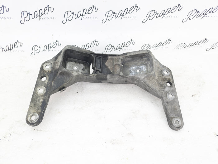 BMW E60 E61 M5/E63 E64 M6 SMG/Manual Transmission Gearbox Support Mounting Bracket 2282027/51757898305