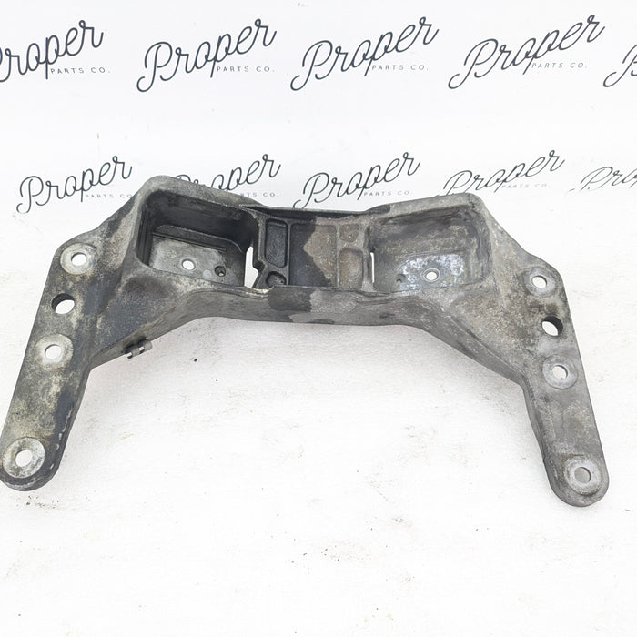 BMW E60 E61 M5/E63 E64 M6 SMG/Manual Transmission Gearbox Support Mounting Bracket 2282027/51757898305