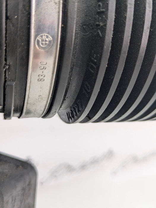 BMW E60 E61 M5/E63 E64 M6 Right/Passenger Side Intake Air Box Filter Housing & MAF 7839023/7834213