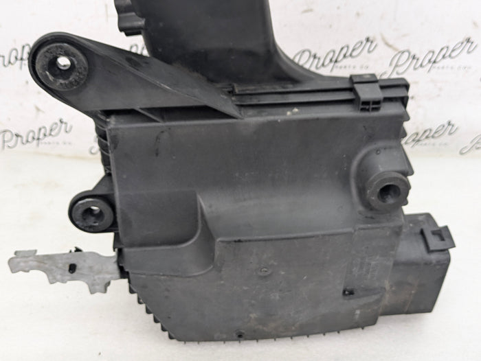 BMW E90 E92 E93 335xi 335i E82 E88 135i N55 Engine Intake Air Box Filter Housing 7599284