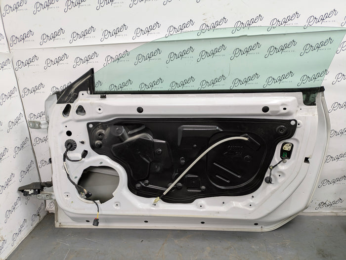 2018 Chevrolet 6th Gen Camaro 2SS Right/Passenger Side Door Assembly Summit White (GAZ)