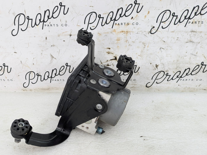 BMW F22 228xi M235xi M240xi 230xi Anti-Lock Brake System/ABS Pump/DSC Module 6881173/6881172